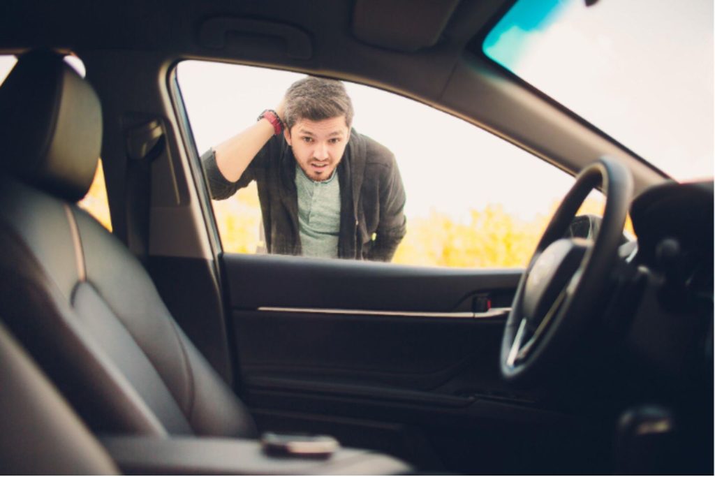 DIY vs. Professional: When to Hire Lock Repair Services for Your Auto