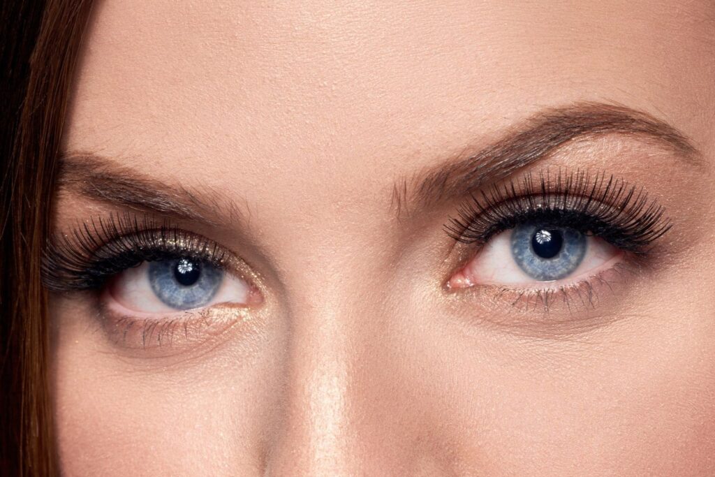 Understanding the Benefits and Safety of Ceritamed eye color change Procedures in Iran